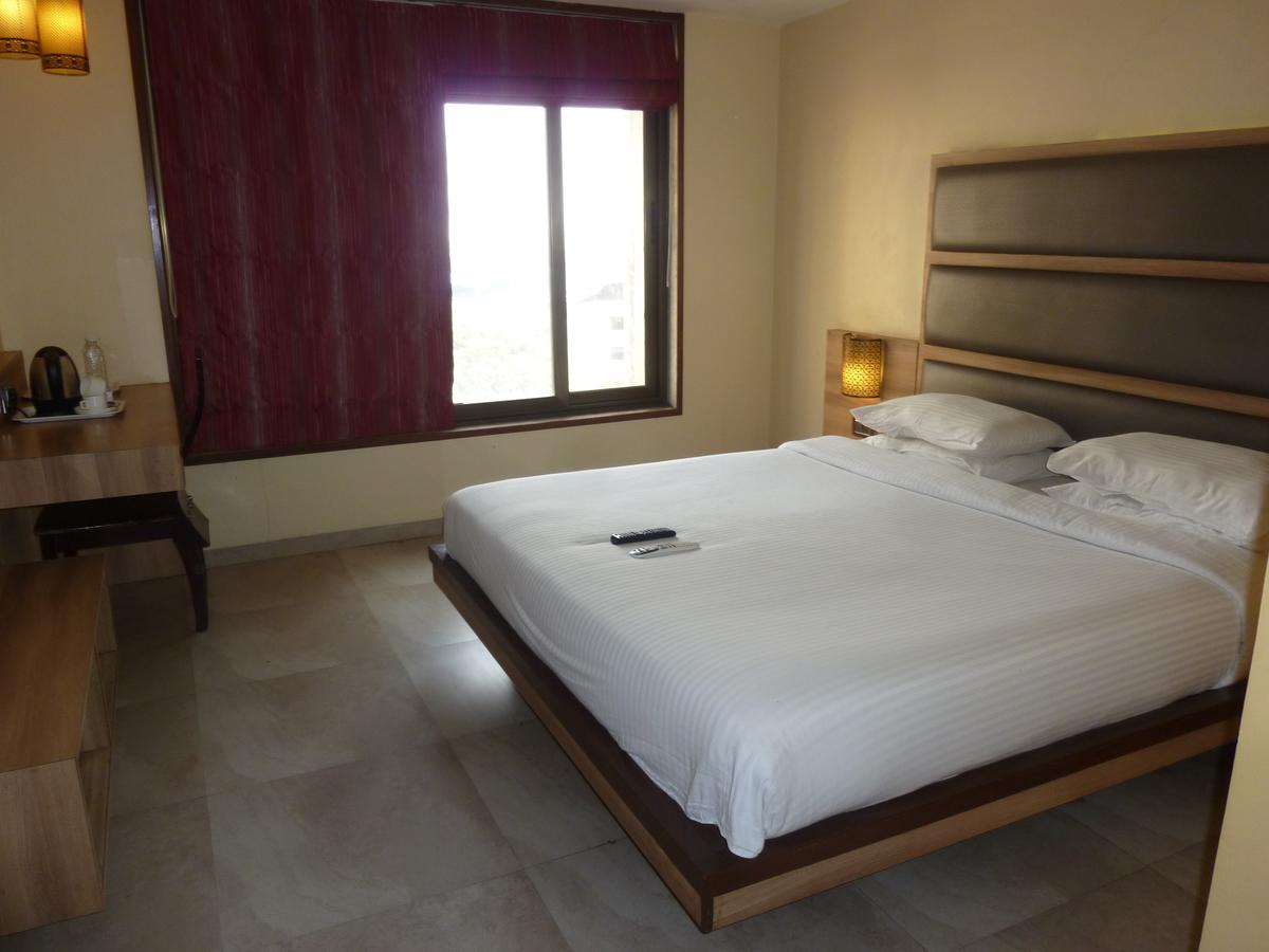 Hotel New Bengal Mumbai Exterior photo