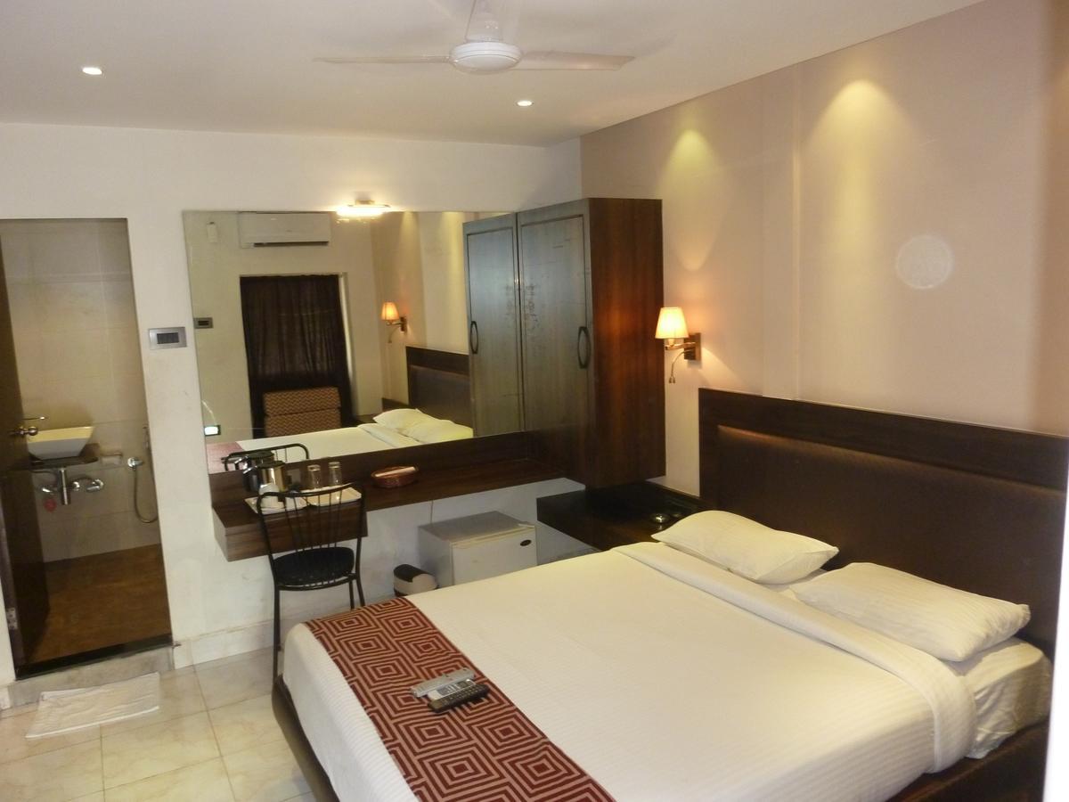 Hotel New Bengal Mumbai Exterior photo