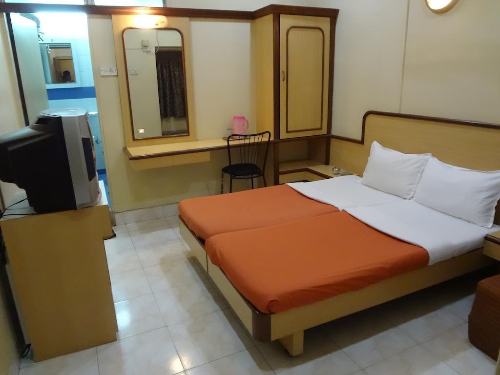 Hotel New Bengal Mumbai Exterior photo