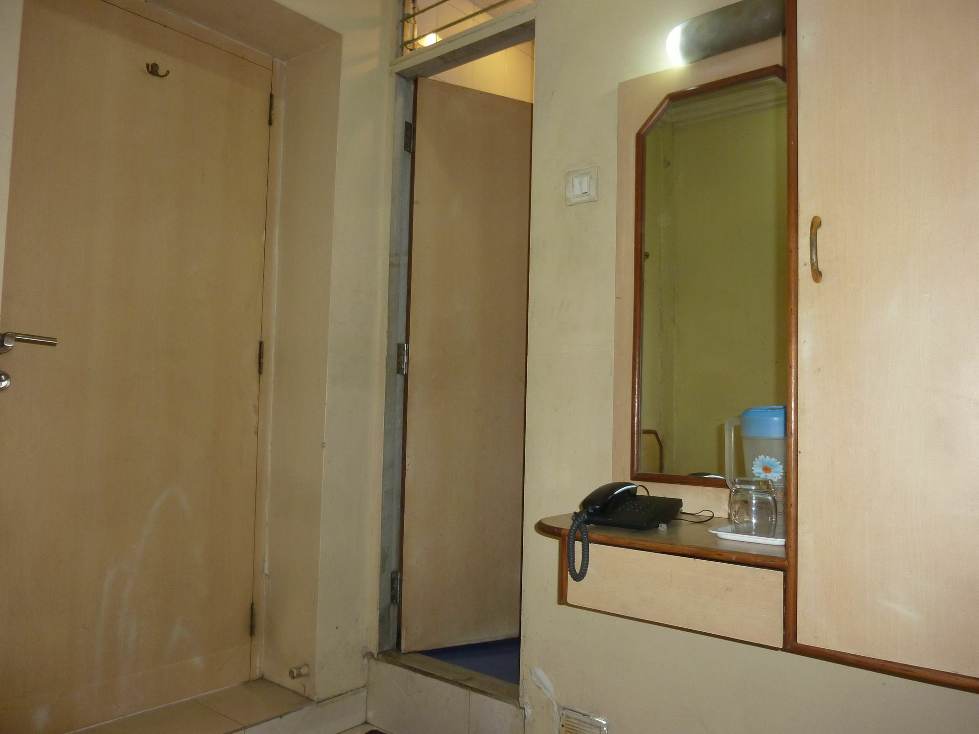 Hotel New Bengal Mumbai Exterior photo